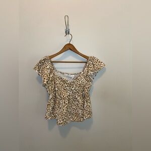 Leopard Print Flutter Sleeve Crop Top - Beige/Brown